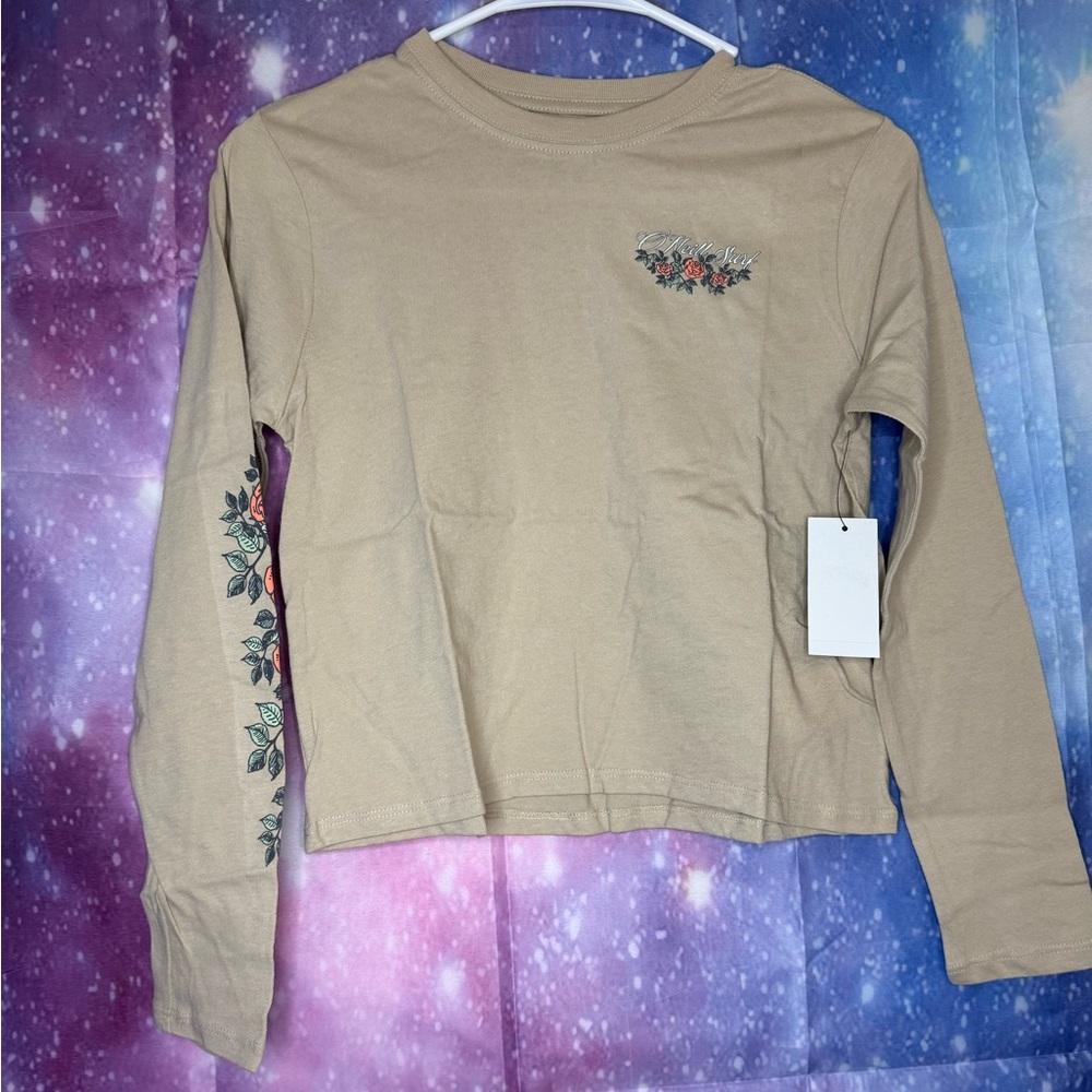 Girls O’Neil long sleeve shirt 🛍